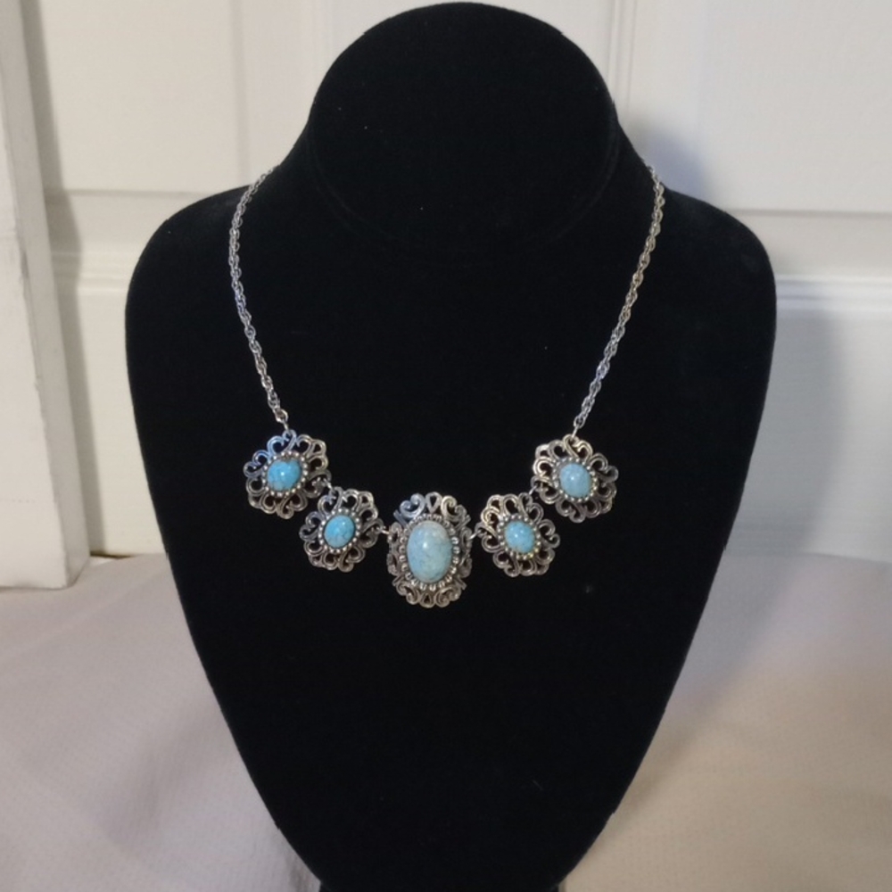 Vintage Style Silver Tone Faux Turquoise Filigree Bib Necklace